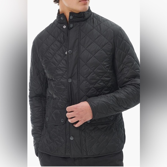 Barbour
Lowerdale
Quilted Jacket - Picture 1 of 8